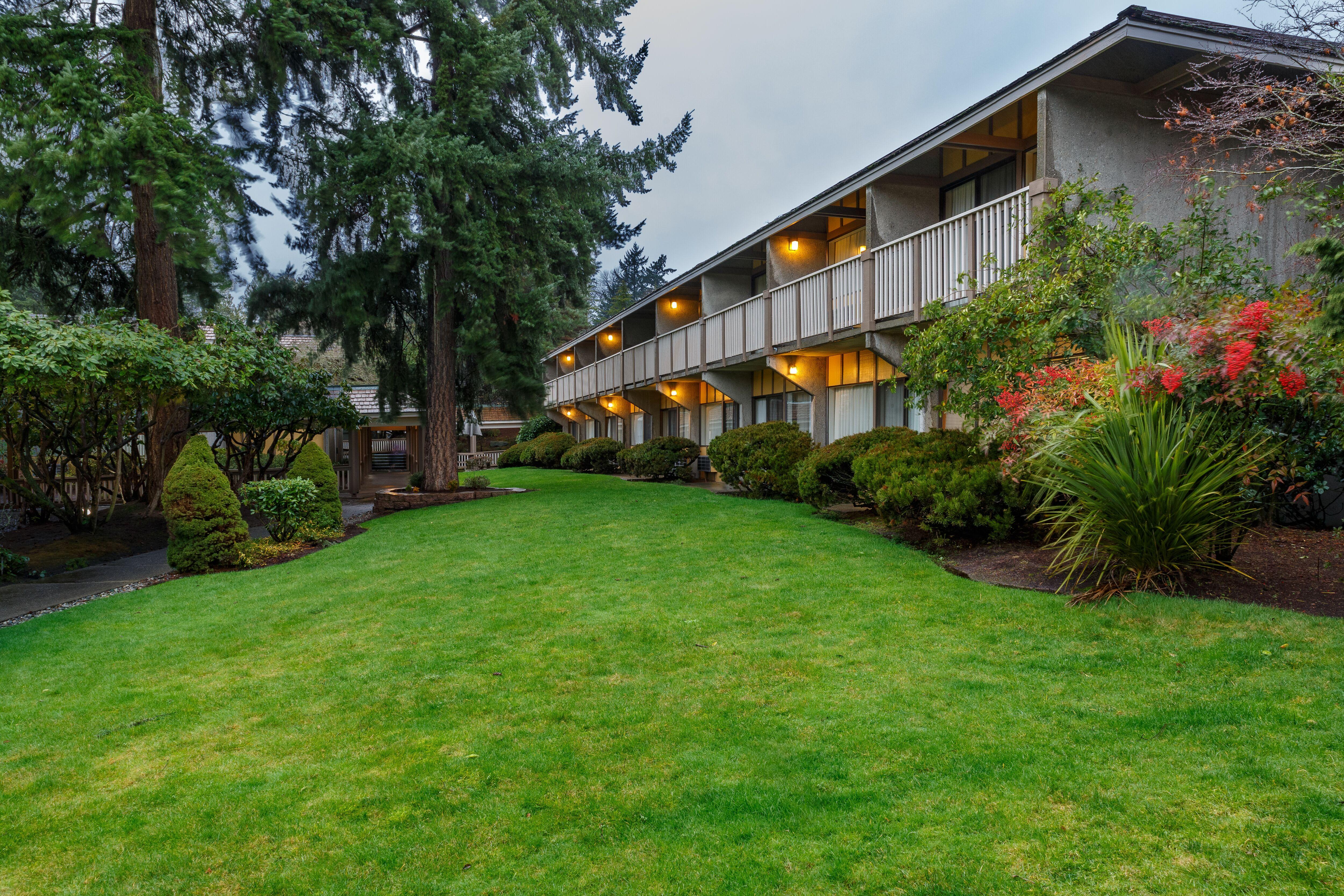 Red Lion Hotel Bellevue Exterior foto